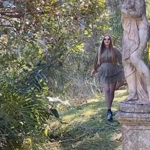 Meet your Posher, Joanna